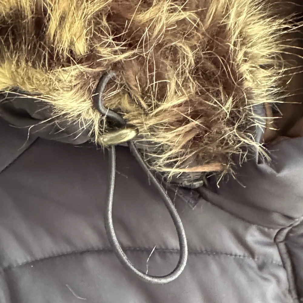 Chaps Dark Blue Puffer Jacket with Faux Fur Trim Hood SZ Large